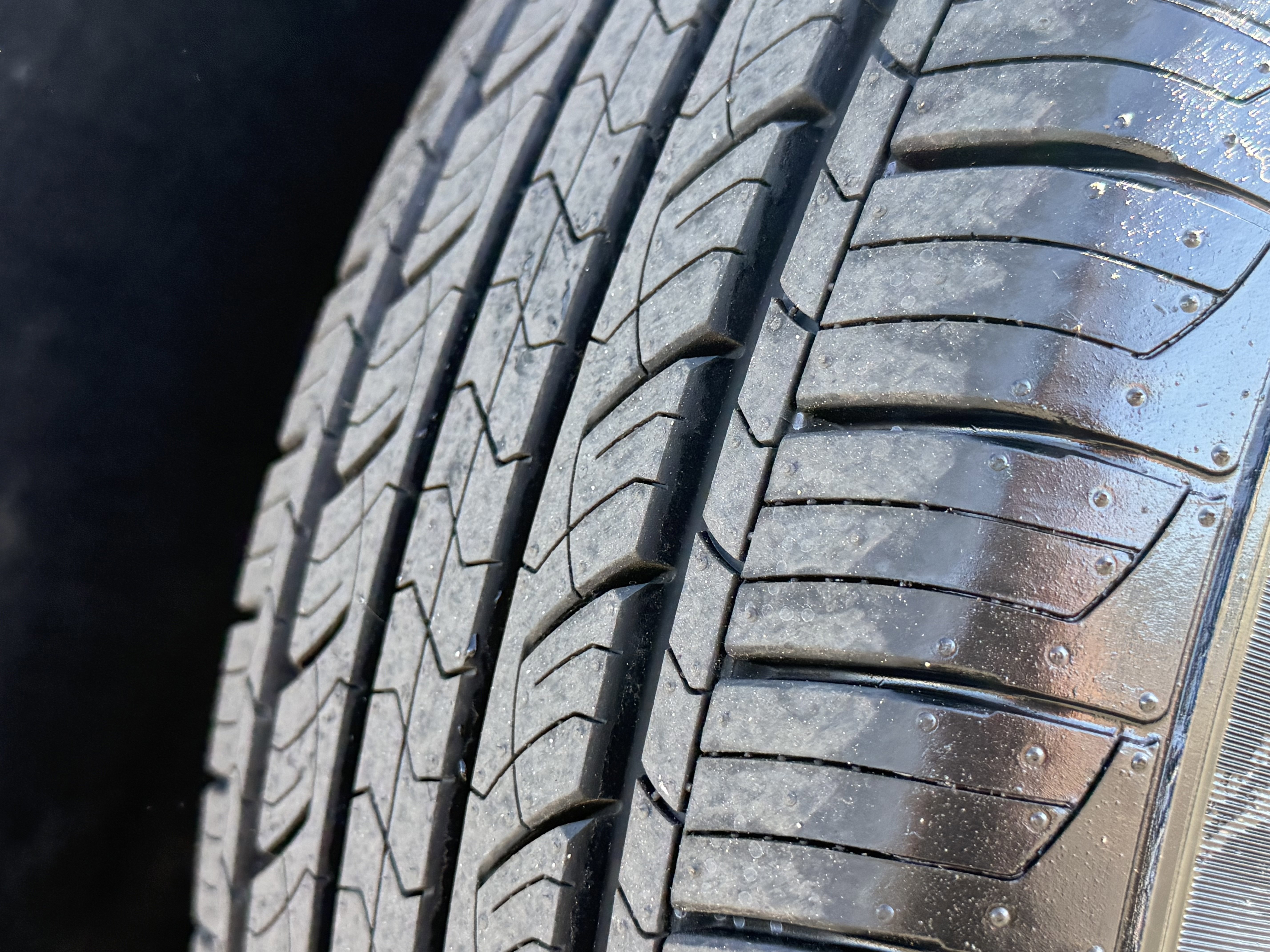 Used 2024 Ford Escape ST-Line w/ Cold Weather Package image 29