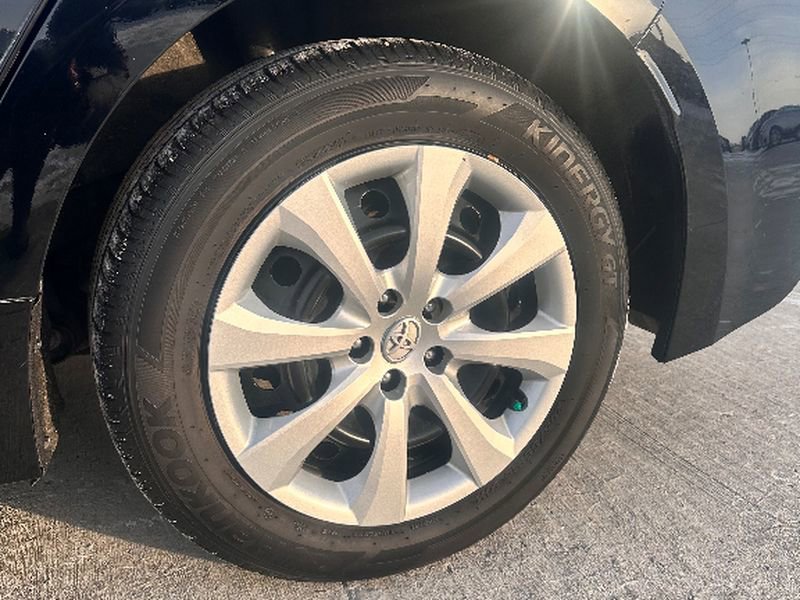 Used 2024 Toyota Corolla LE image 8