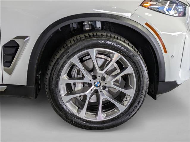 Used 2024 BMW X5 sDrive40i w/ Premium Package RWD image 24