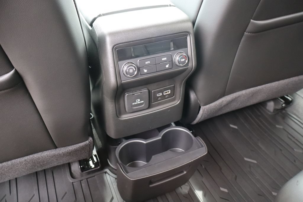 Used 2023 GMC Acadia Denali w/ Trailering Package AWD/4WD image 42