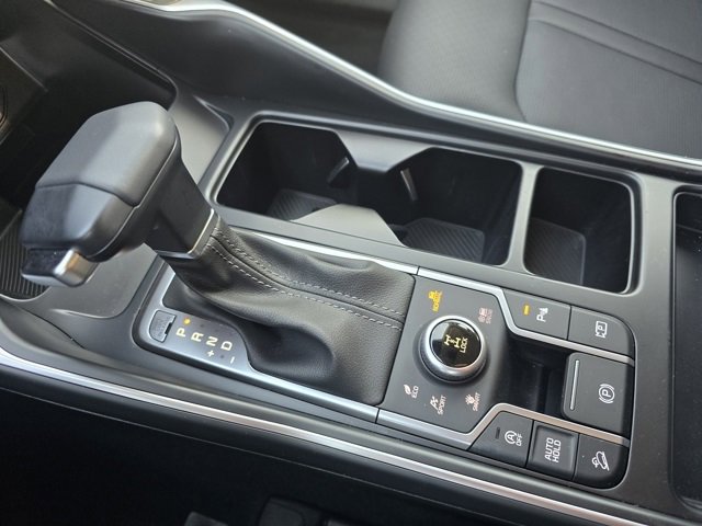 Used 2025 Kia Sorento S image 18