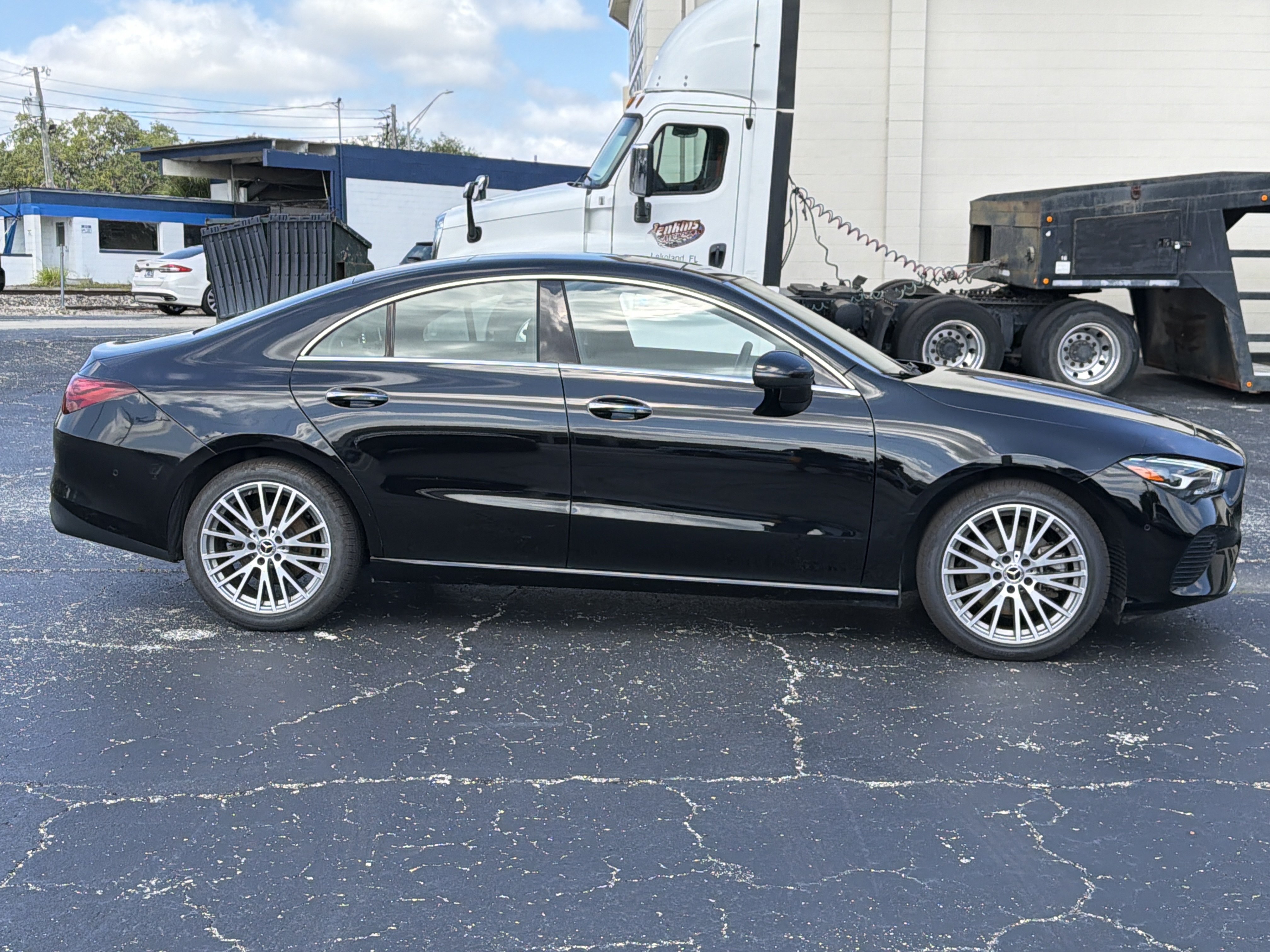 Used 2025 Mercedes-Benz CLA 250 image 2