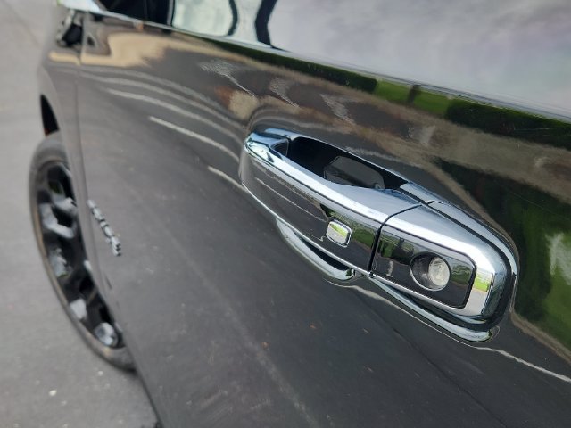 New 2026 Chevrolet Tahoe High Country AWD/4WD image 12