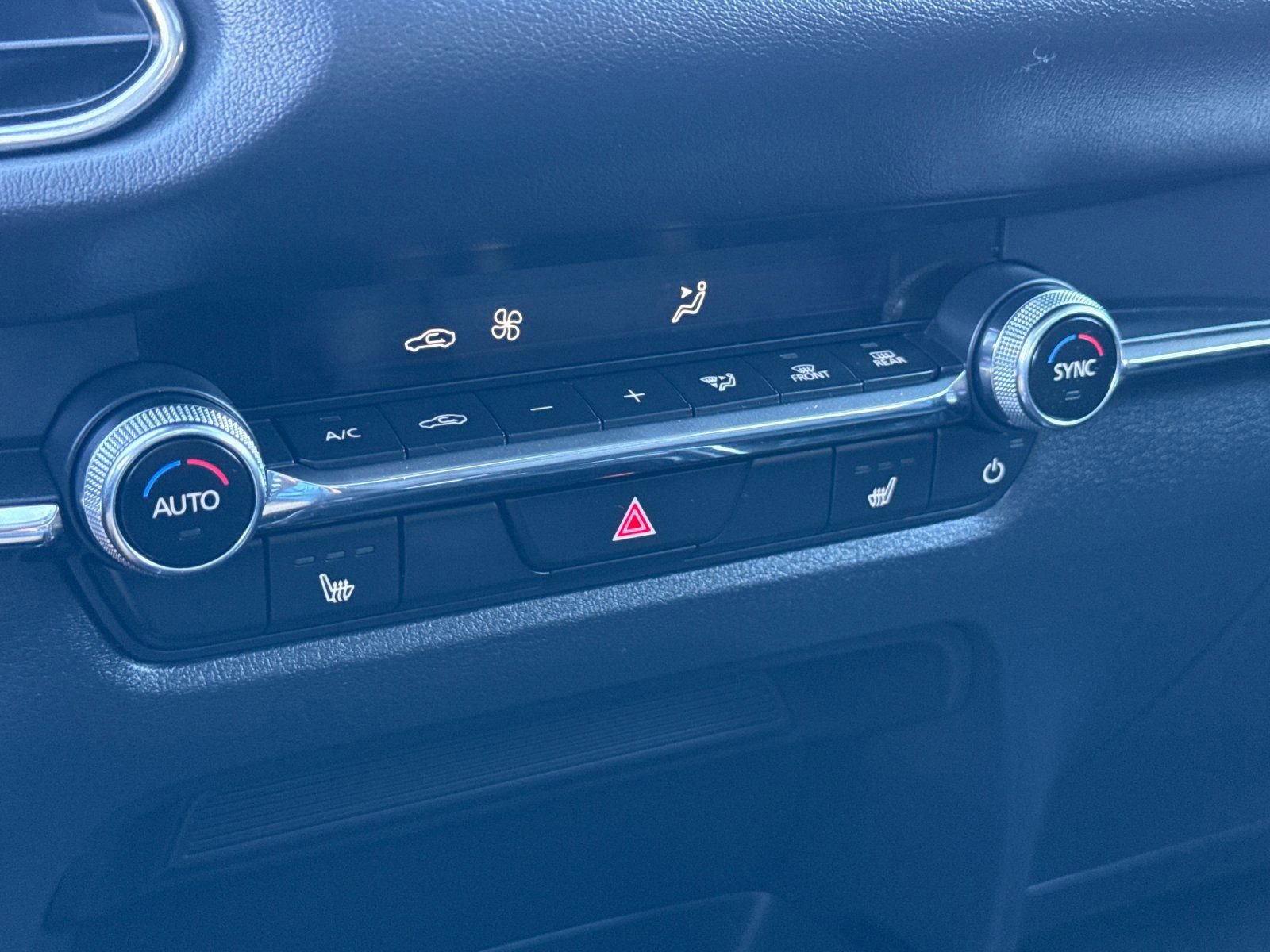 Used 2024 MAZDA CX-30 AWD 2.5 S w/ Preferred Package image 22