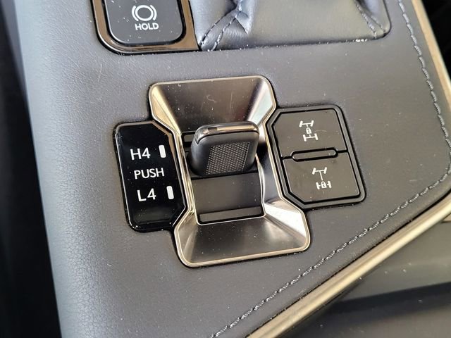 Used 2024 Lexus GX 550 image 14