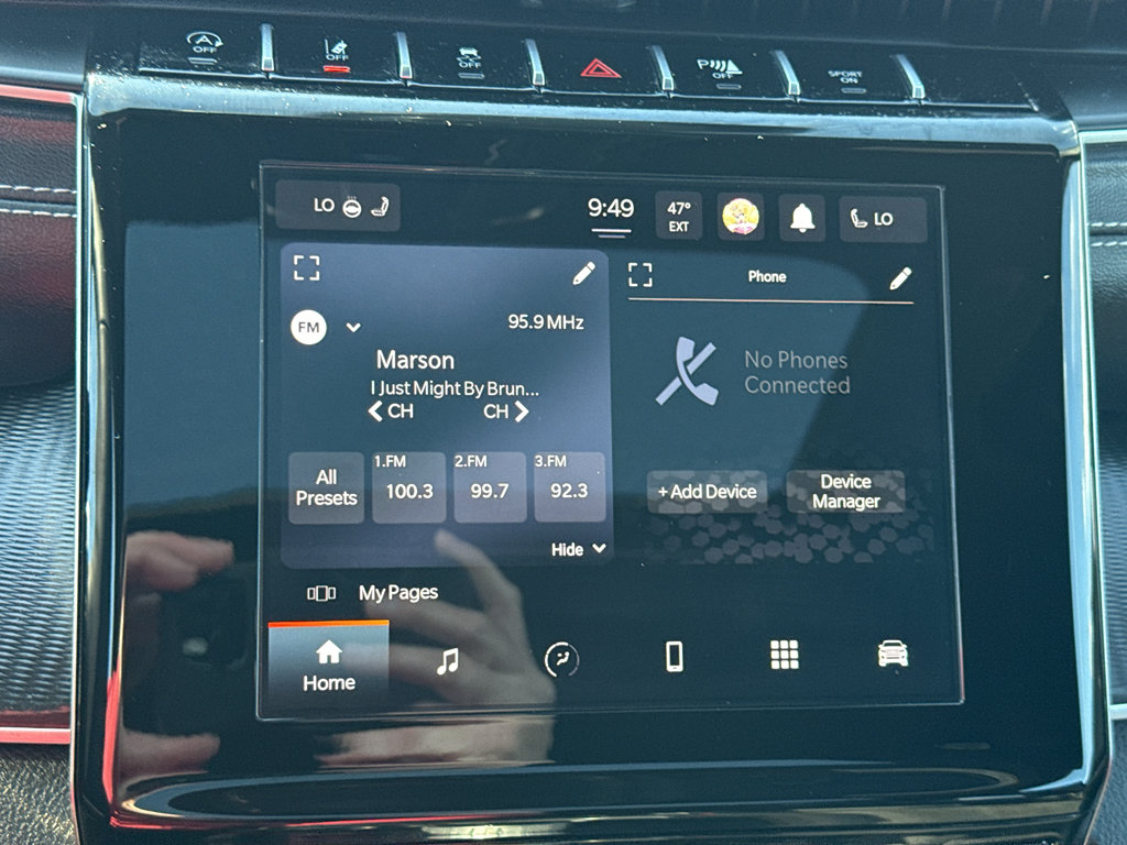 Used 2023 Jeep Grand Cherokee L Laredo AWD/4WD image 18