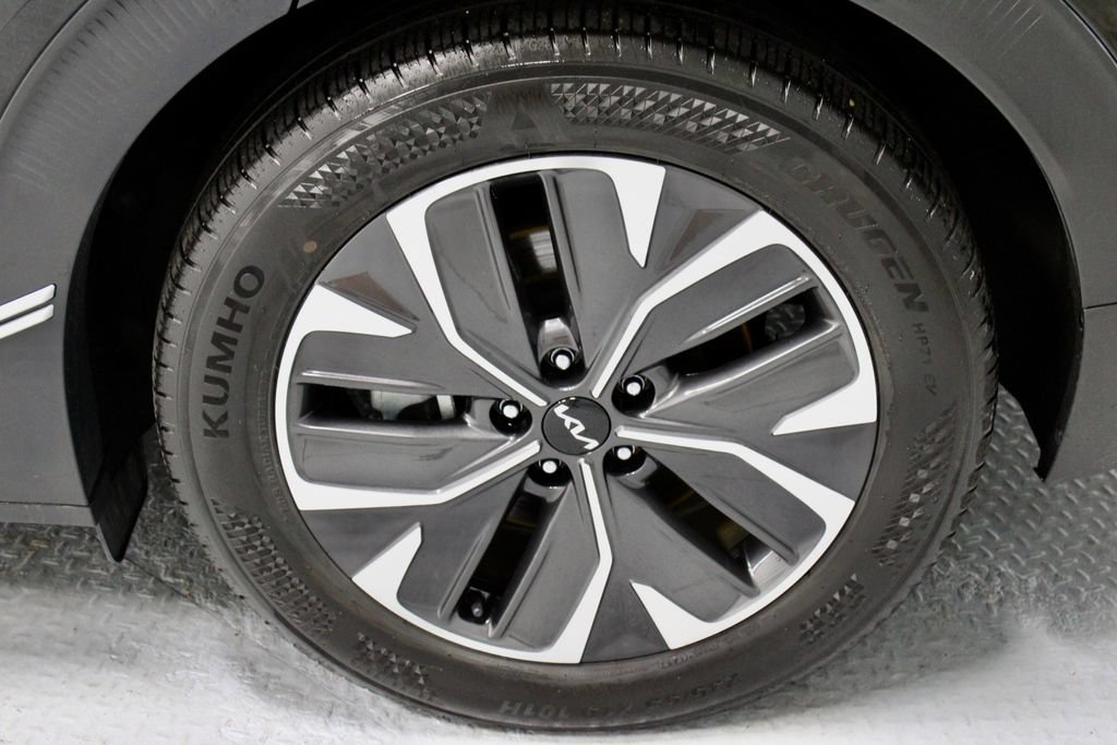 Used 2024 Kia EV6 Light AWD/4WD image 20