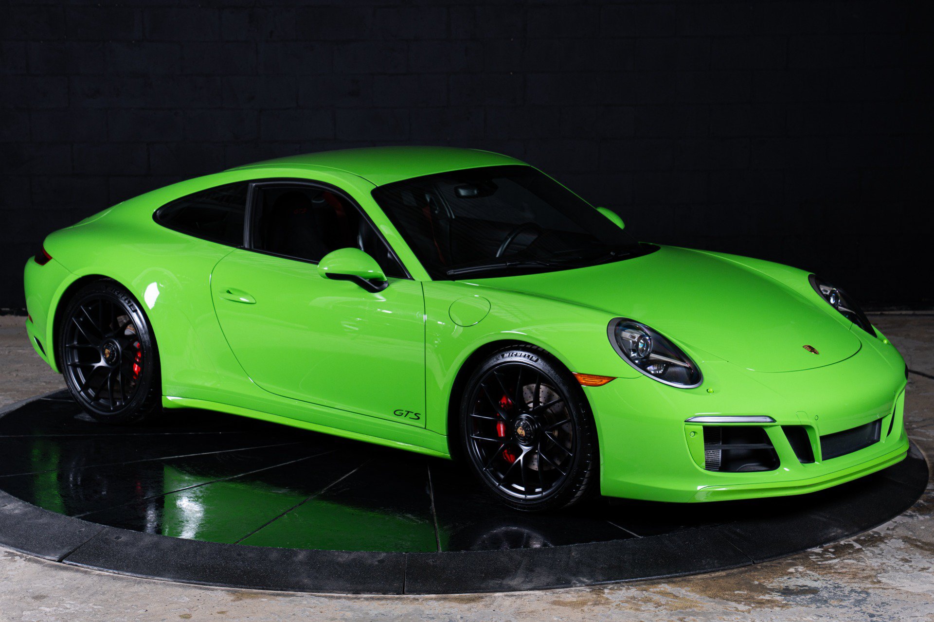 Used 2018 Porsche 911 Carrera GTS RWD image 37