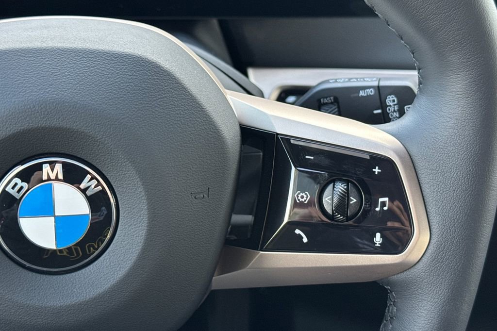 New 2026 BMW iX xDrive60 AWD/4WD image 29
