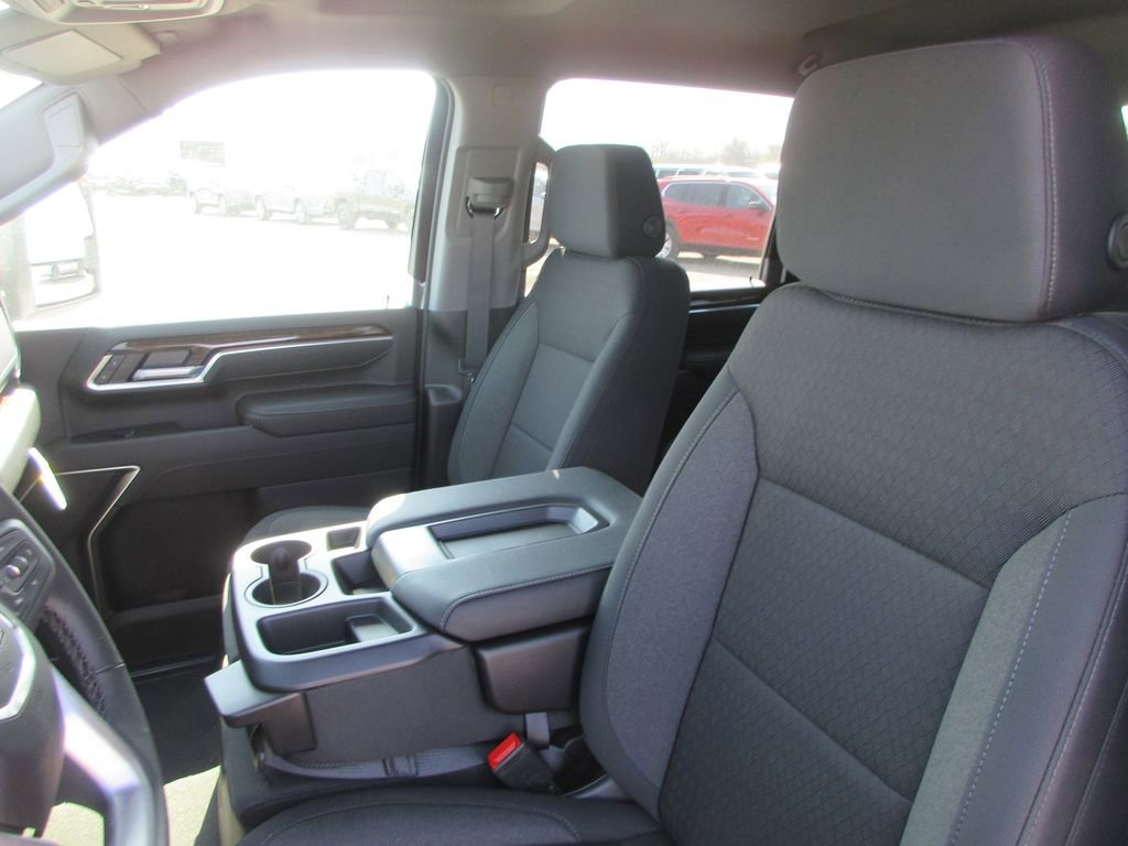 New 2026 GMC Sierra 2500 SLE w/ SLE Value Package; image 12