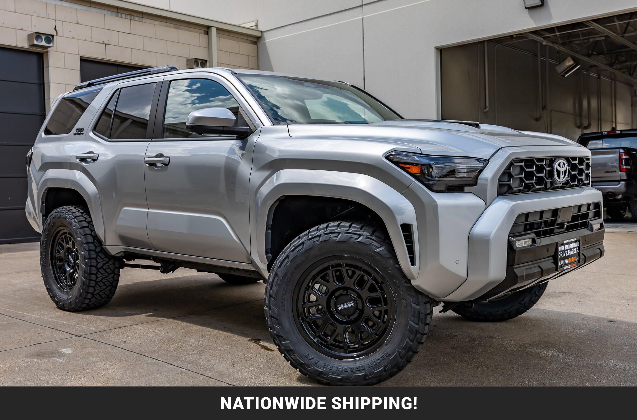 Used 2025 Toyota 4Runner TRD Sport Premium AWD/4WD image 1