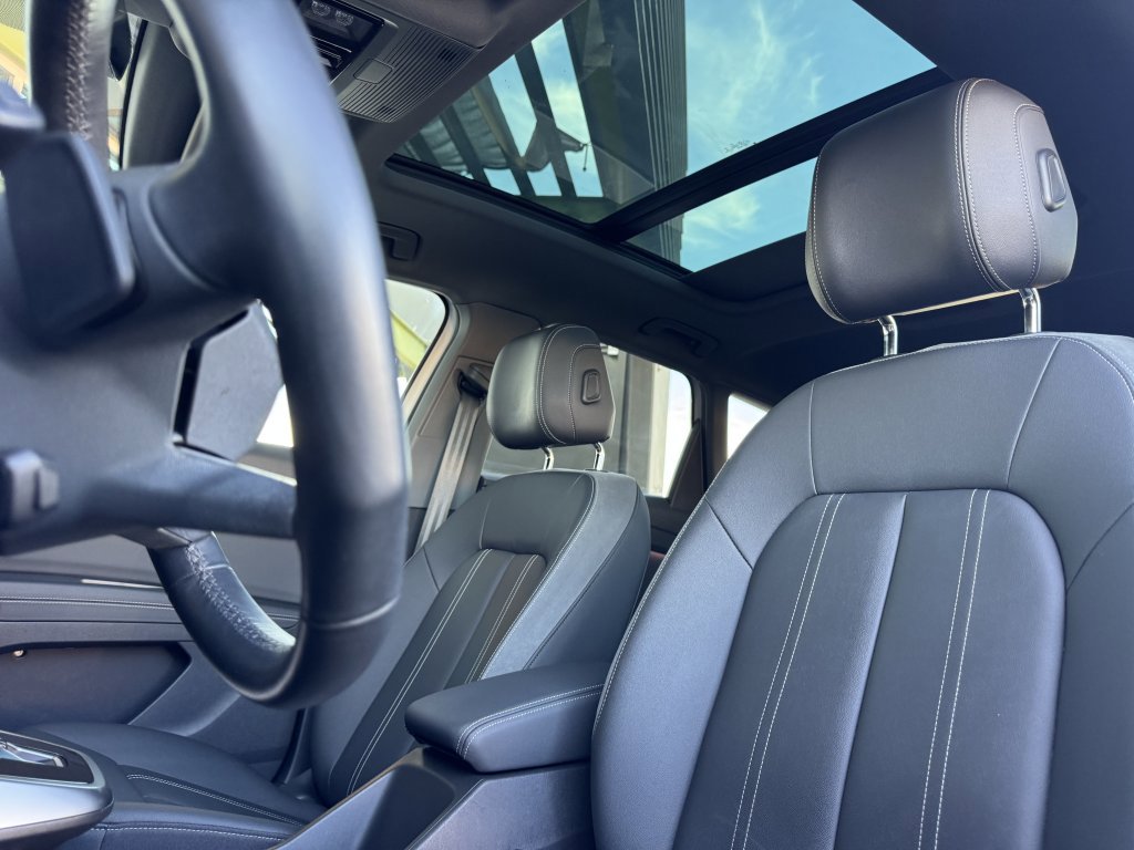 Used 2022 Audi Q4 e-tron Premium Plus w/ Premium Plus image 29