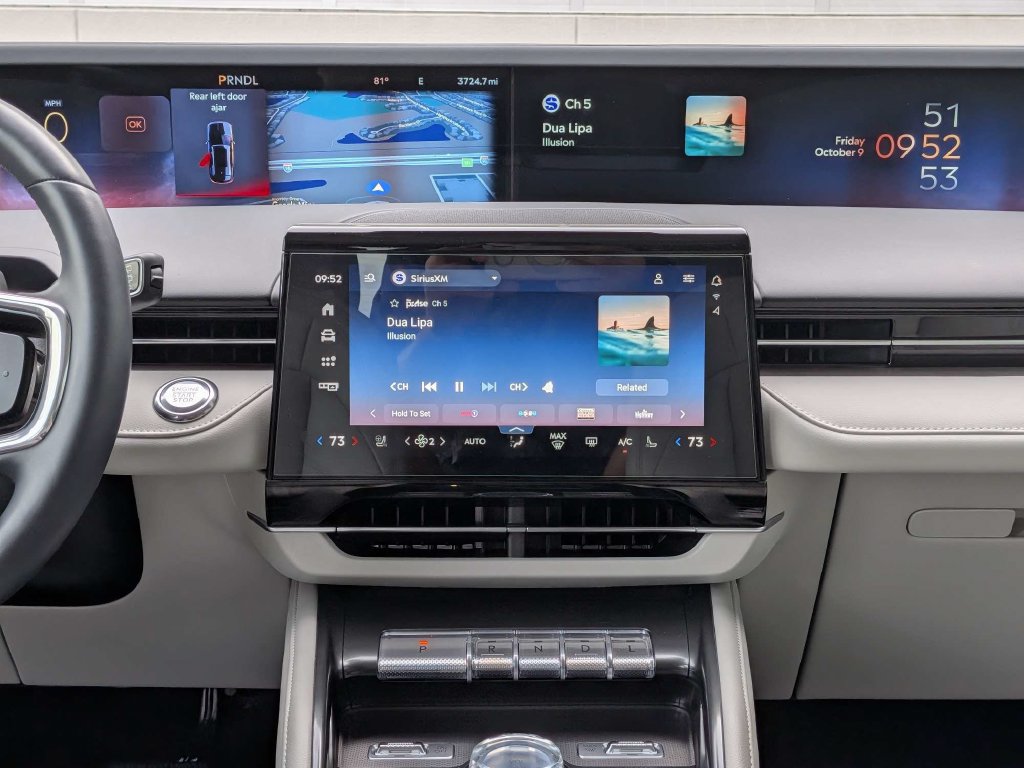 Certified 2026 Lincoln Nautilus Premier w/ Equipment Group 102A AWD/4WD image 18
