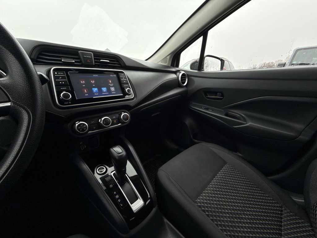 Used 2020 Nissan Versa S image 19