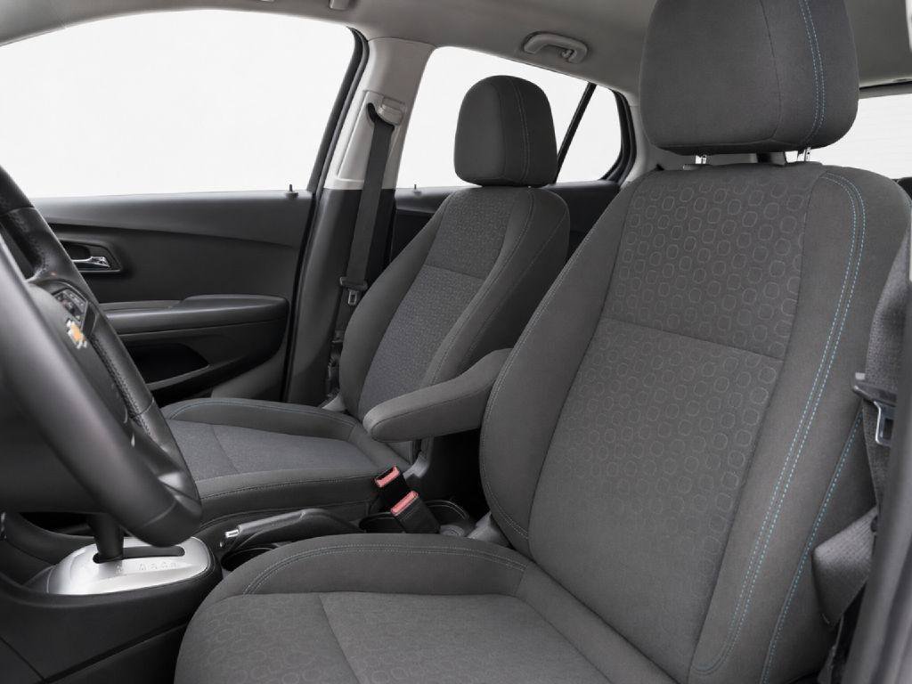Used 2015 Chevrolet Trax LS w/ LPO, Protection Package AWD/4WD image 9