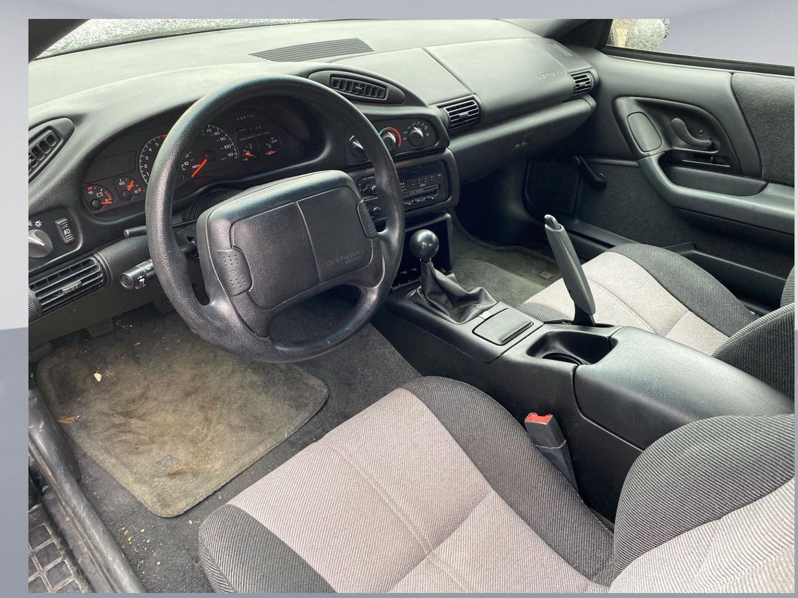 Used 1995 Chevrolet Camaro LT image 2