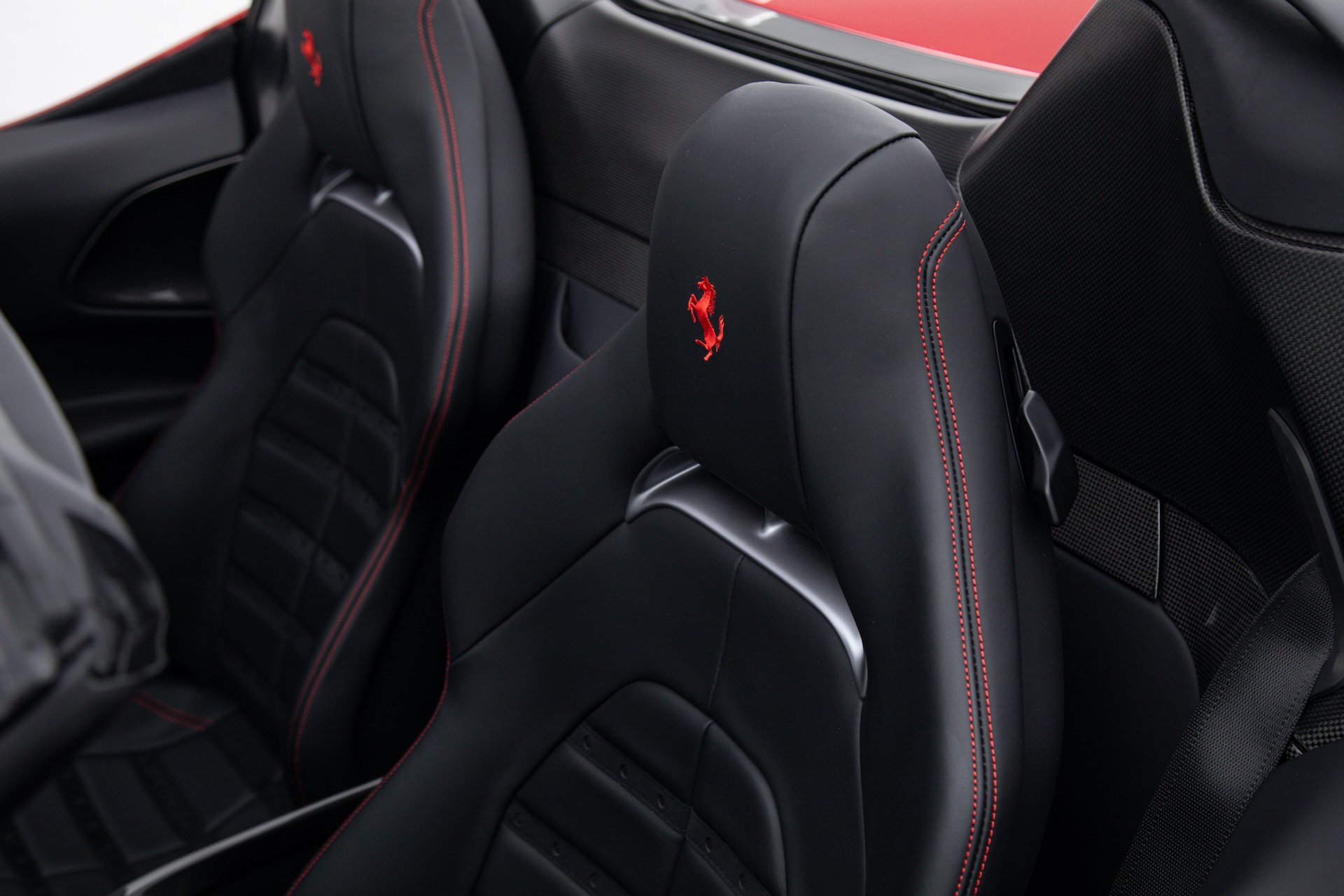 Certified 2025 Ferrari SF90 Spider AWD/4WD image 11