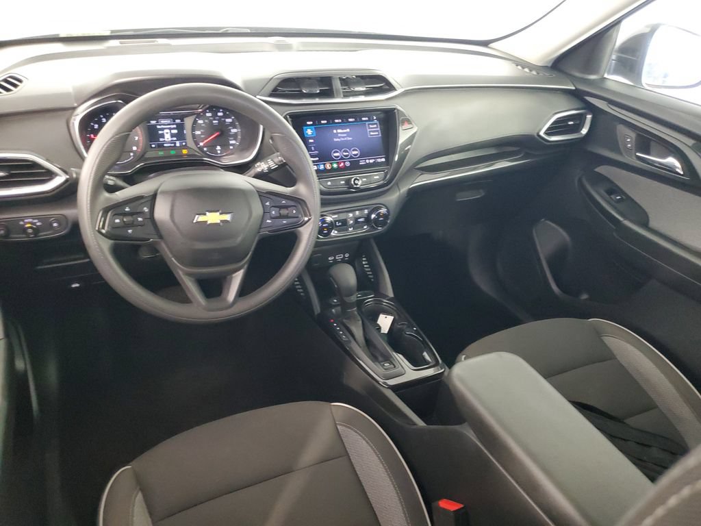 Used 2023 Chevrolet TrailBlazer LT w/ Convenience Package FWD image 15
