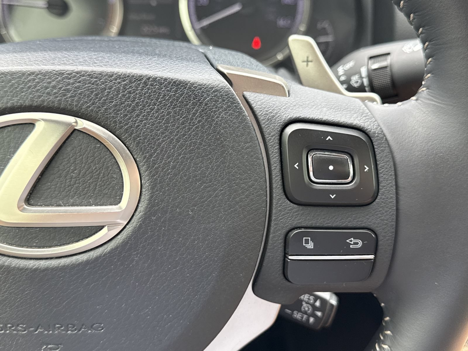Used 2015 Lexus RC 350 w/ Navigation System Package RWD image 15