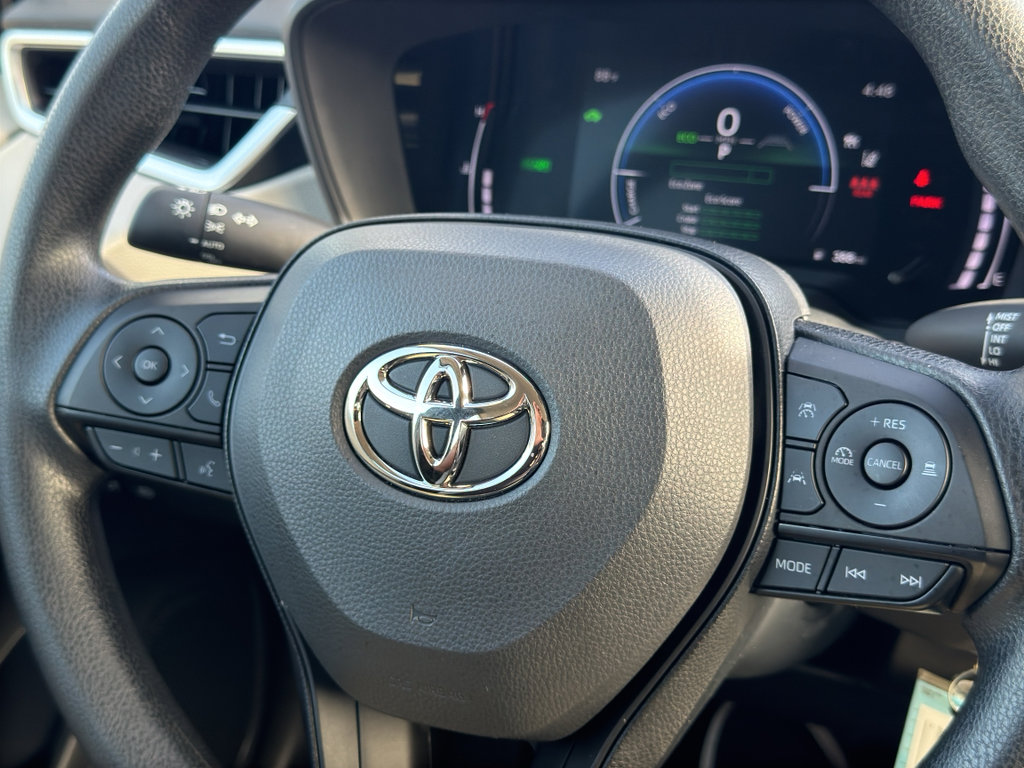 Used 2026 Toyota Corolla LE image 28