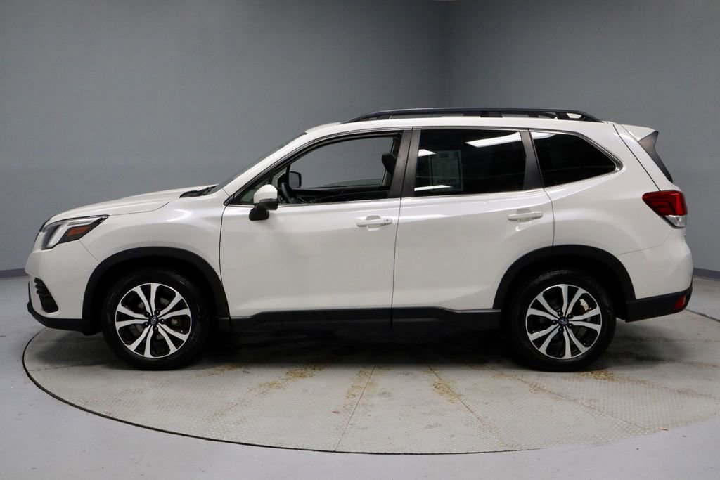 Used 2023 Subaru Forester Limited AWD/4WD image 11