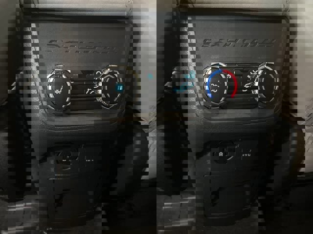 New 2026 Ford Explorer Active w/ Active Comfort Package image 9