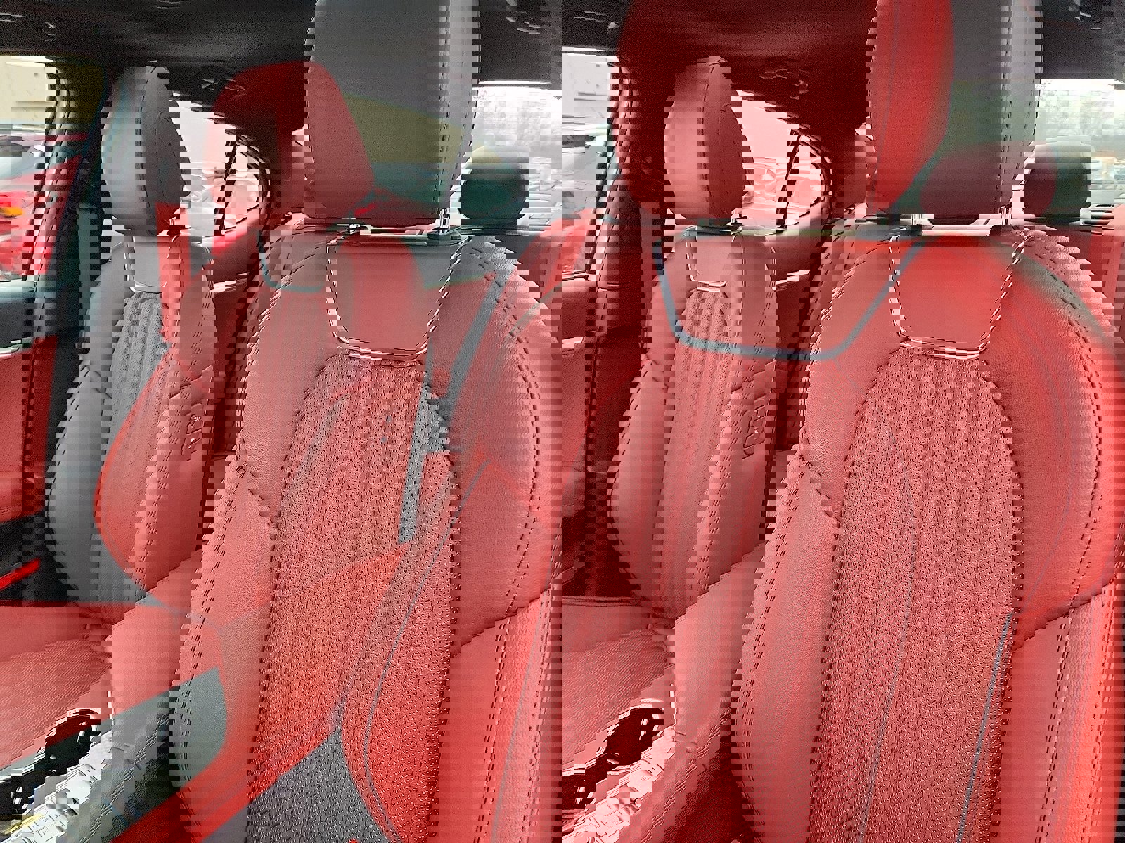 Used 2023 Genesis G70 2.0T w/ Sport Prestige Package image 22