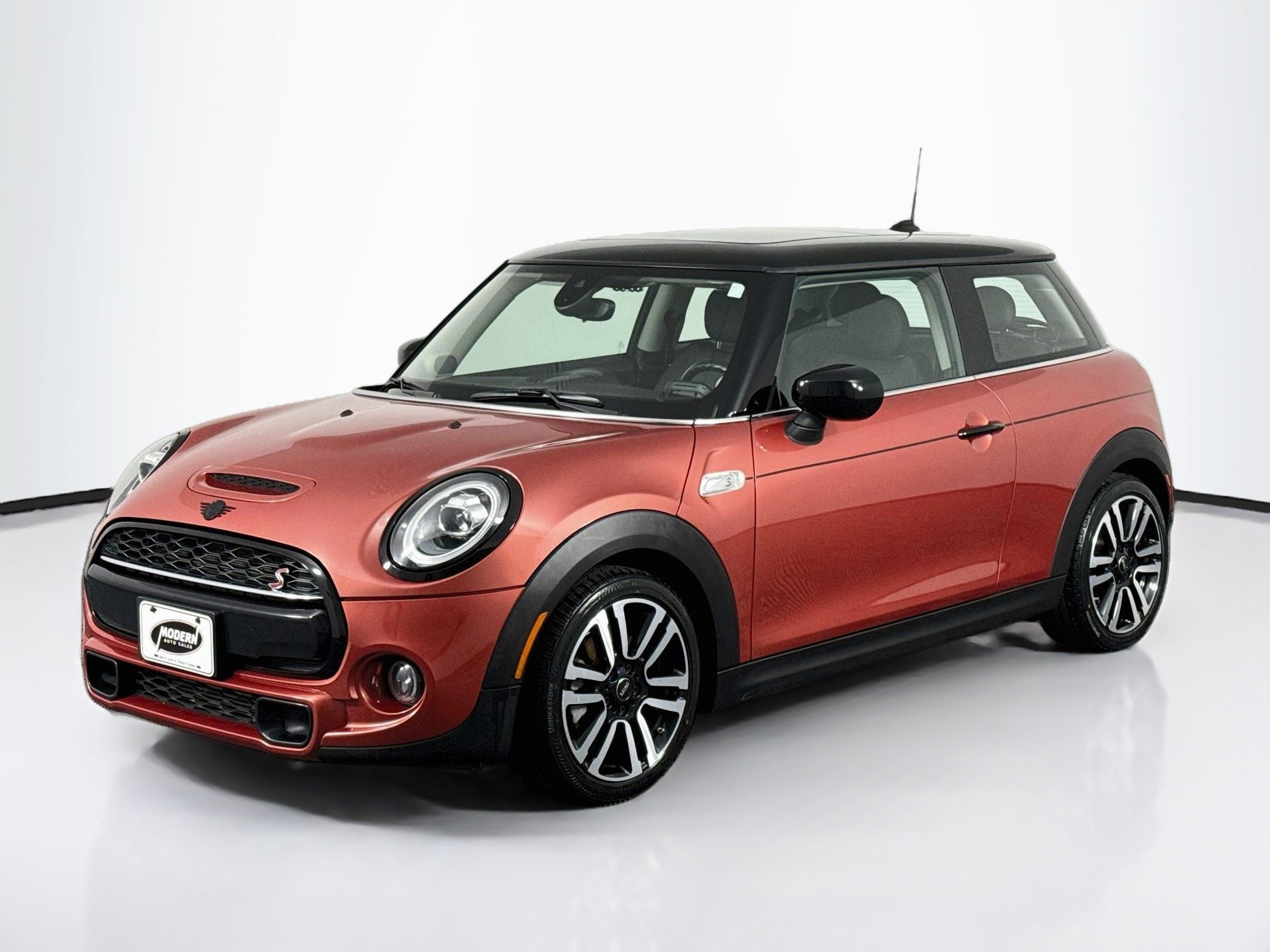 Used 2021 MINI Cooper S w/ Coral Red Edition FWD image 10