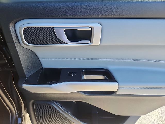 Certified 2023 Ford Explorer XLT w/ Equipment Group 202A AWD/4WD image 32
