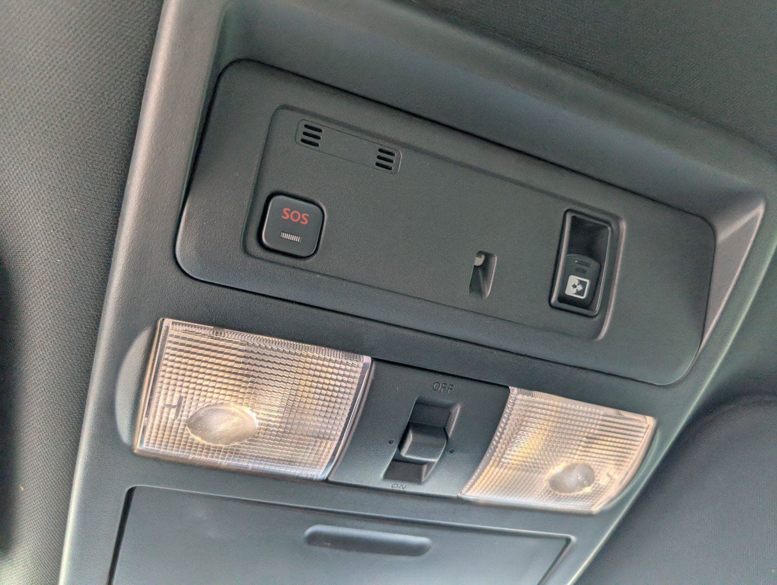Used 2021 Nissan Titan PRO-4X w/ Pro-4x Utility Package AWD/4WD image 23