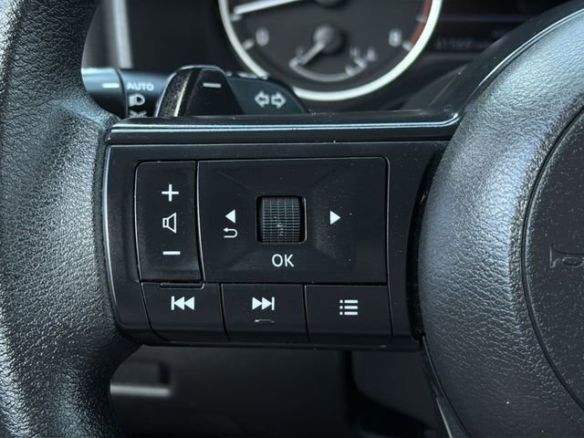 Used 2024 Nissan Rogue SV image 28
