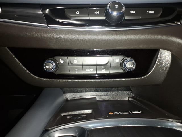 Used 2024 Buick Enclave Essence w/ Experience Buick Package FWD image 17