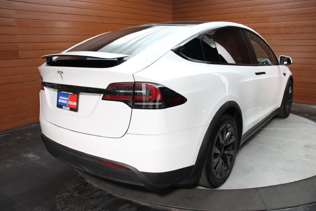 Used 2023 Tesla Model X AWD/4WD image 4
