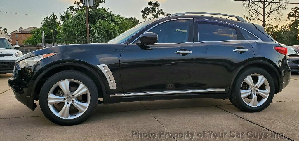 Used 2010 INFINITI FX35 AWD w/ Navigation Pkg image 24