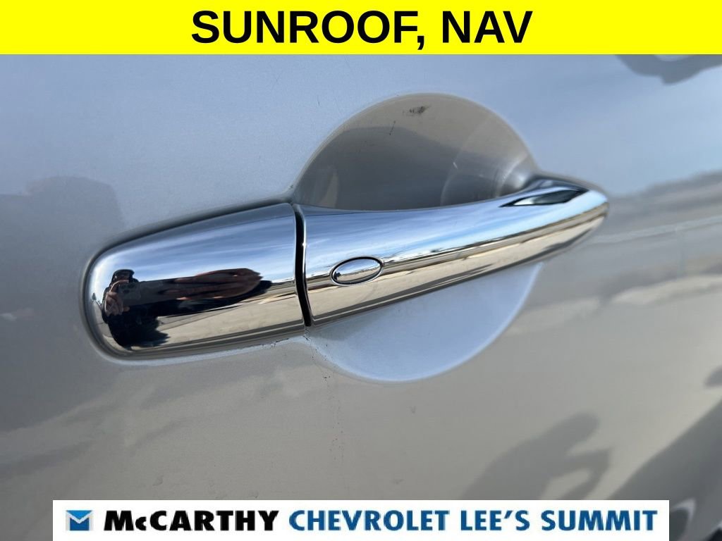 Used 2024 Nissan Armada SL image 22