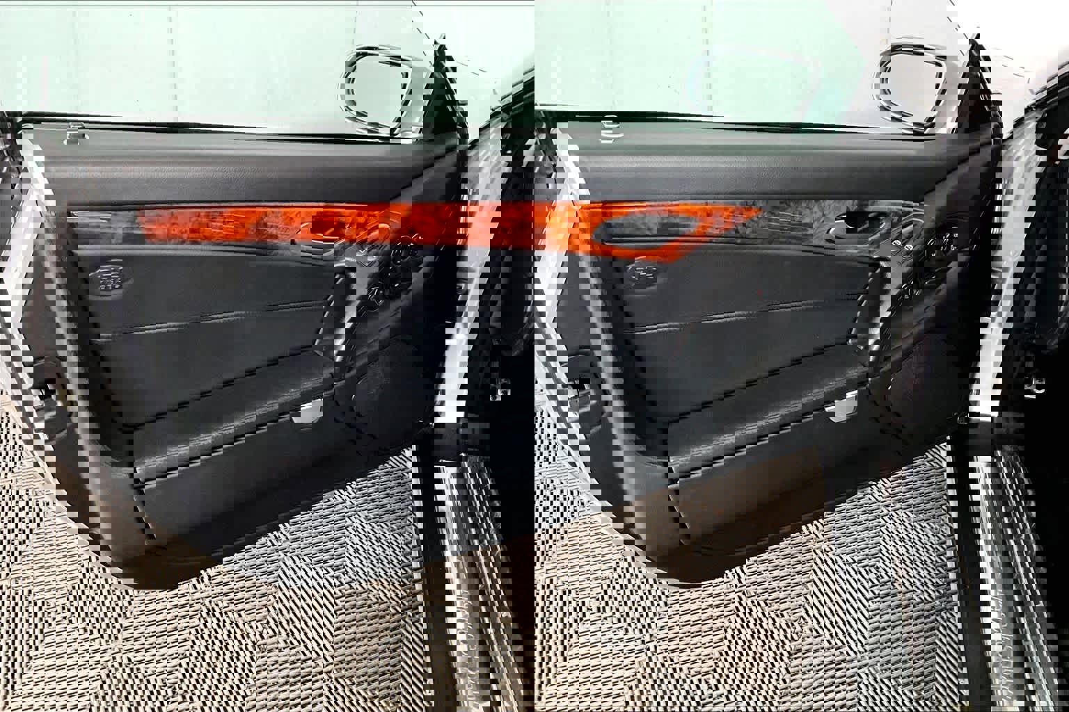 Used 2007 Mercedes-Benz SL 550 image 19