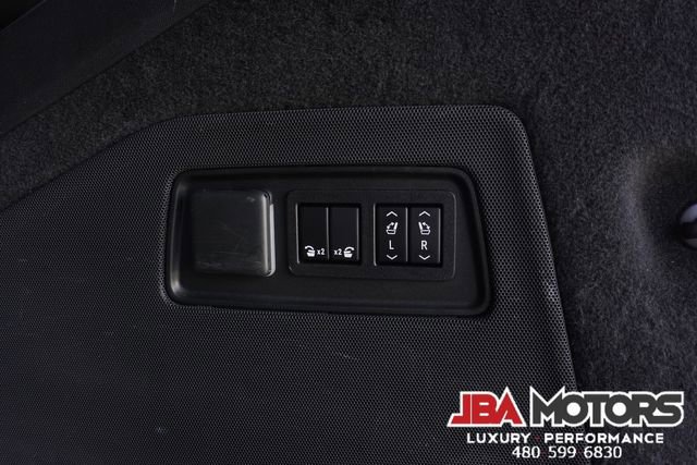 Used 2021 Cadillac Escalade Sport Platinum w/ LPO, ONYX Package image 94