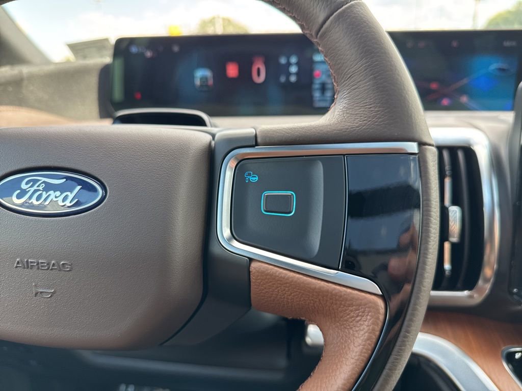 New 2025 Ford Expedition King Ranch image 27