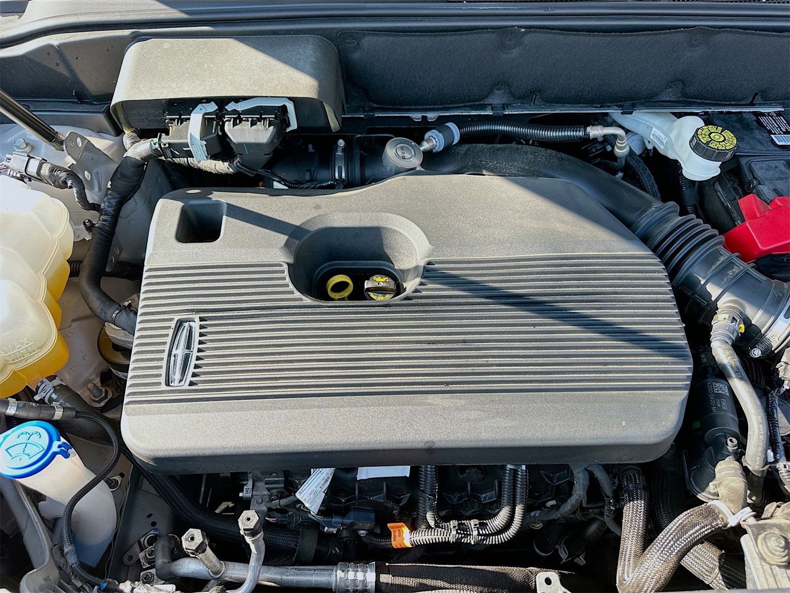 Used 2020 Lincoln Nautilus Reserve image 32