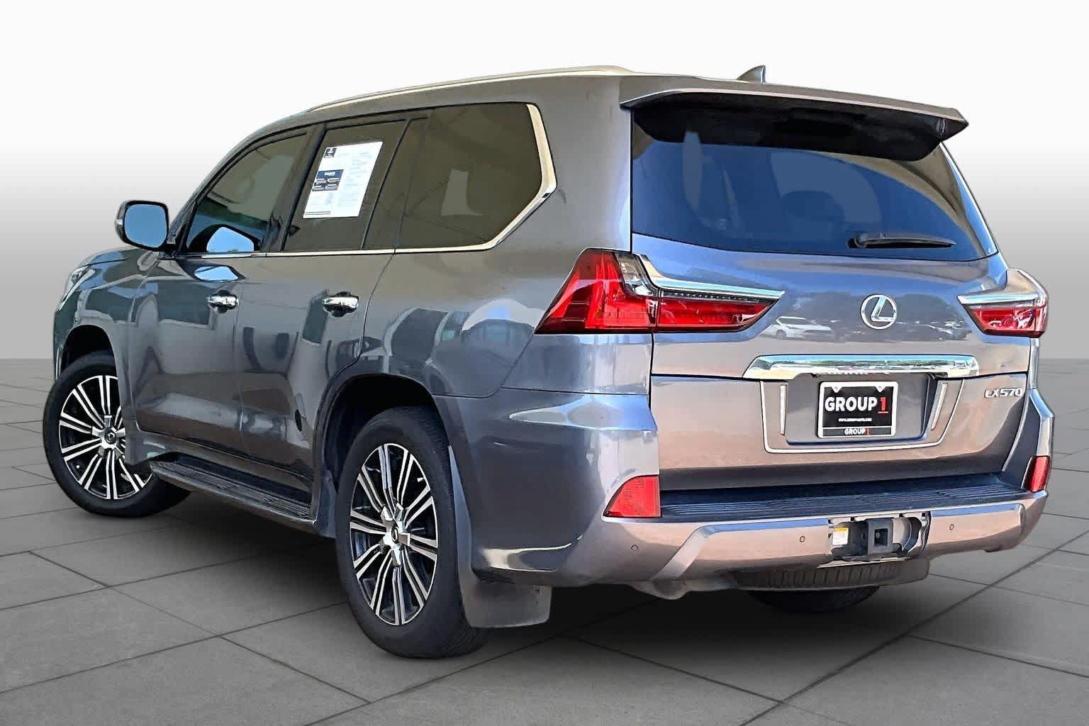 Used 2019 Lexus LX 570 4WD w/ Luxury Package image 10