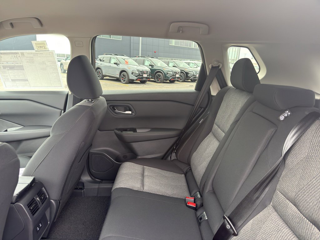 New 2026 Nissan Rogue SV image 32