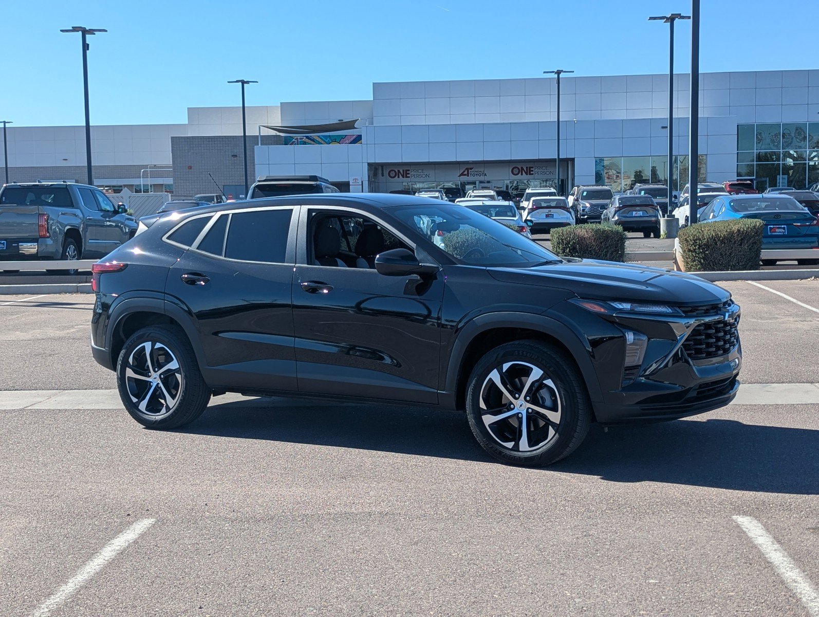 Certified 2024 Chevrolet Trax RS w/ Driver Confidence Package image 7