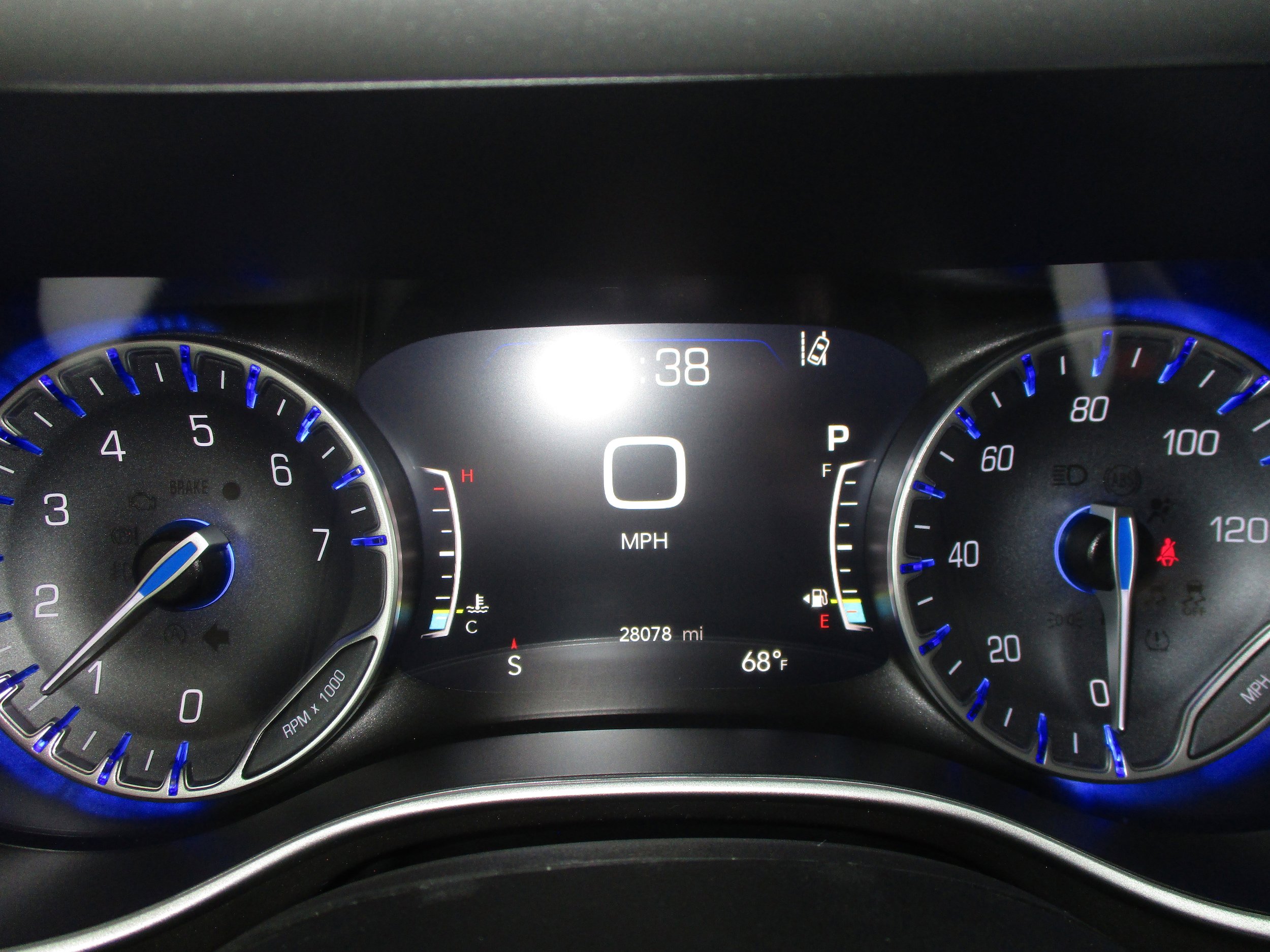 Used 2024 Chrysler Pacifica Touring-L w/ Road Tripper Package FWD image 19