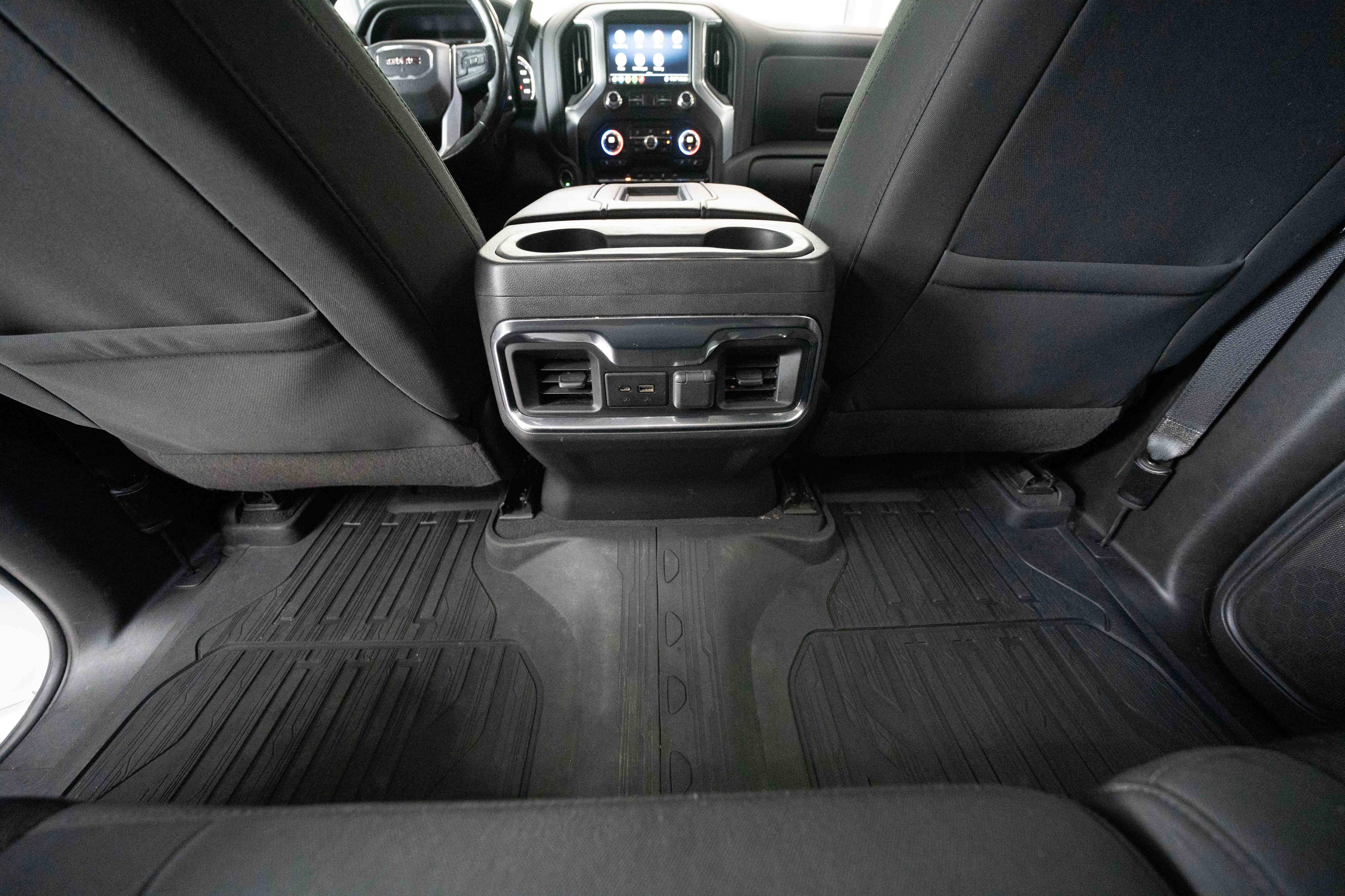 Used 2020 GMC Sierra 1500 Elevation w/ Elevation Value Package AWD/4WD image 22