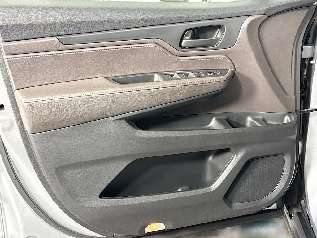 Used 2019 Honda Odyssey LX image 25