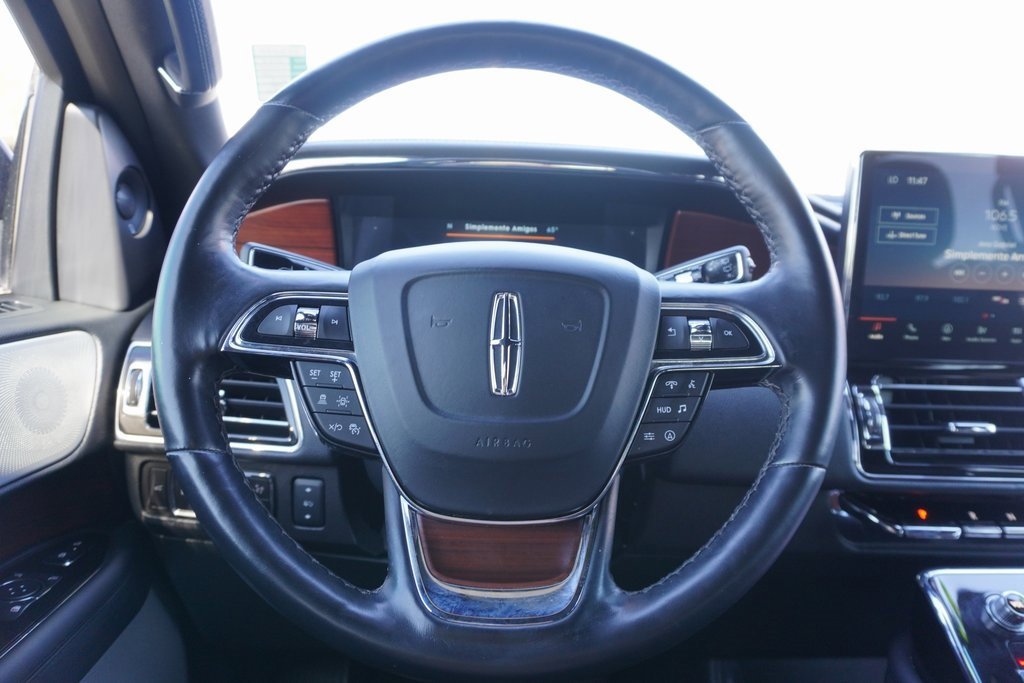 Used 2023 Lincoln Navigator L Reserve image 10