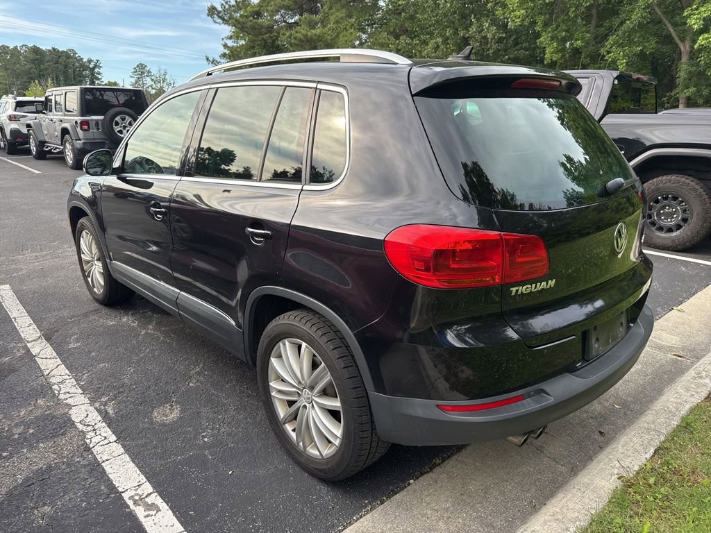 Used 2014 Volkswagen Tiguan SE AWD/4WD image 2