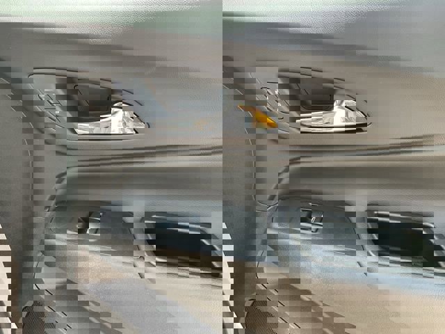 Used 2024 Chevrolet Equinox LT image 17