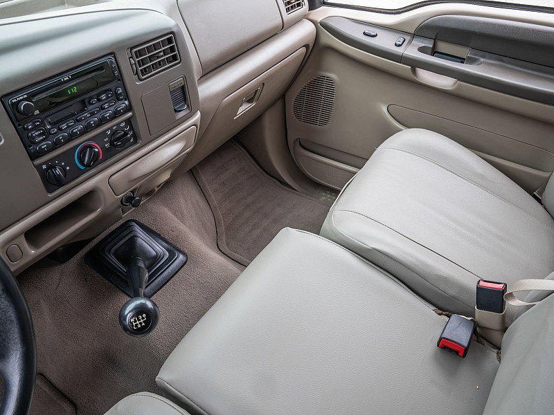 Used 2004 Ford F250 XL image 25