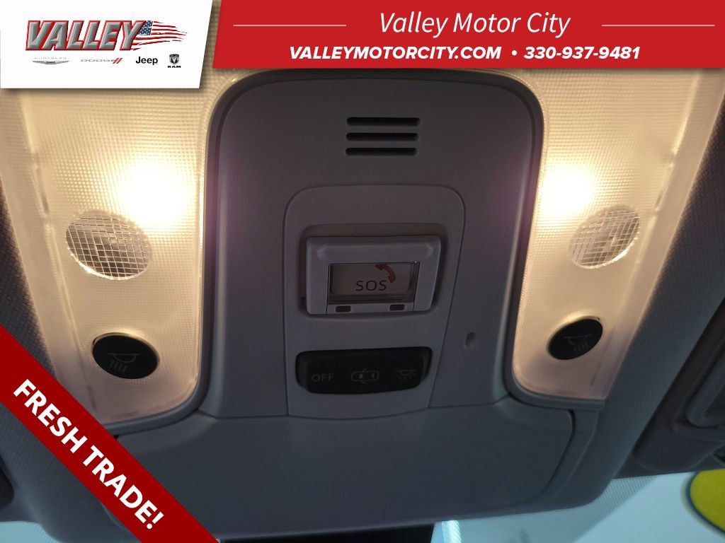 Used 2022 Toyota Prius LE image 42